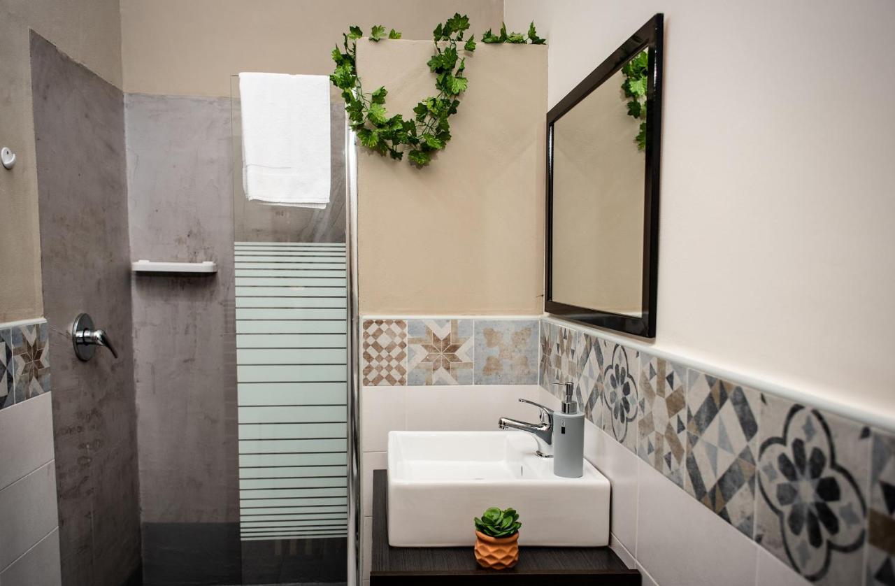 Suitesicily Rooms Palermo Altavilla Milicia Exterior photo